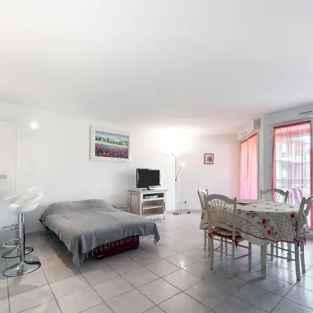 Cote Port By Interhome * Cavalaire-sur-Mer