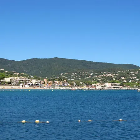 Cote Port Cavalaire-sur-Mer